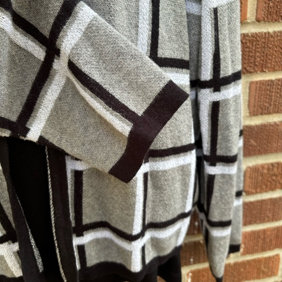Liz Claiborne Women’s gray plaid cardigan sweater Open Front Sz 1X - Picture 2 of 9